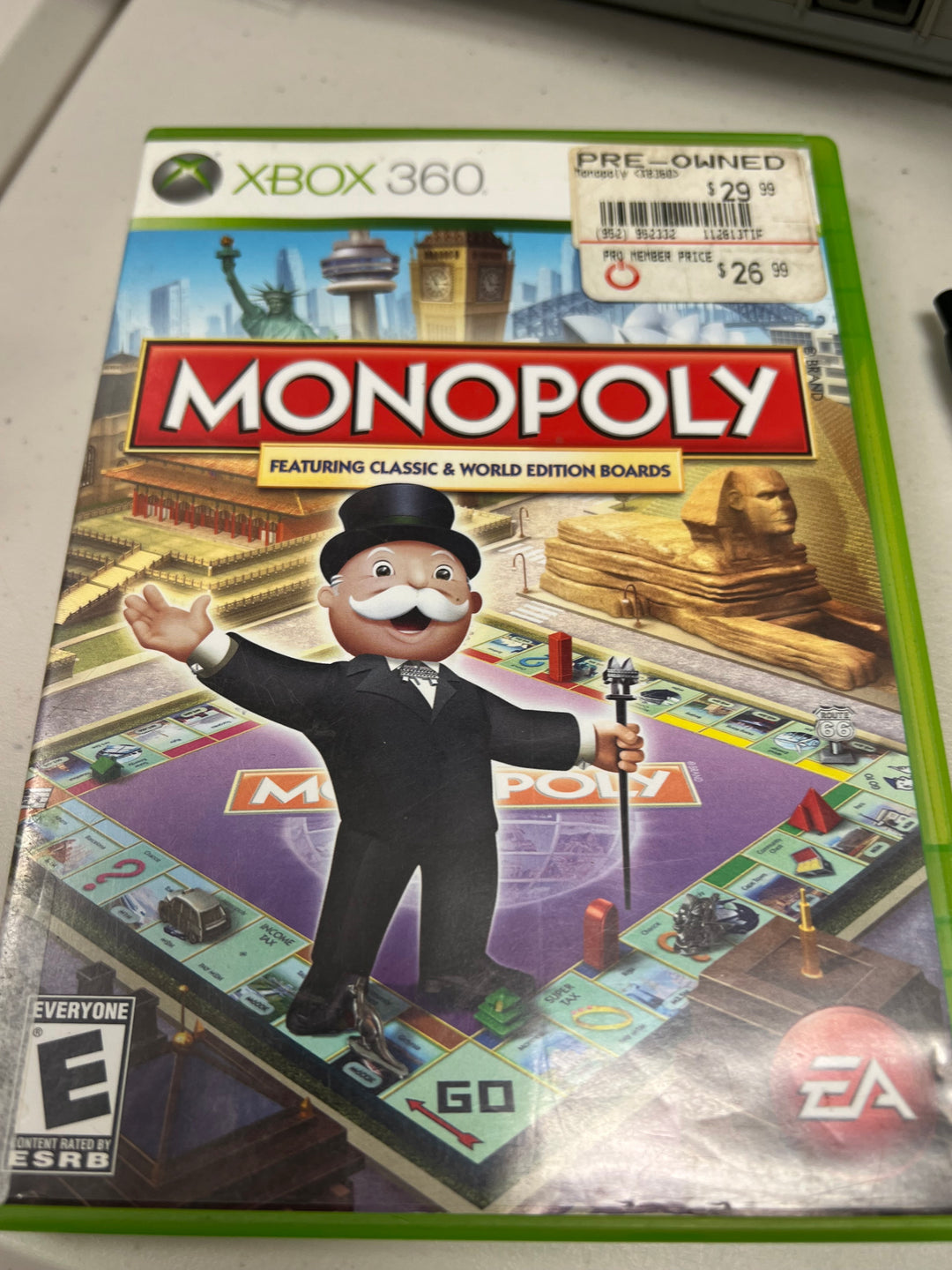 Monopoly for Microsoft Xbox 360 in case. Tested and working.     DO61024