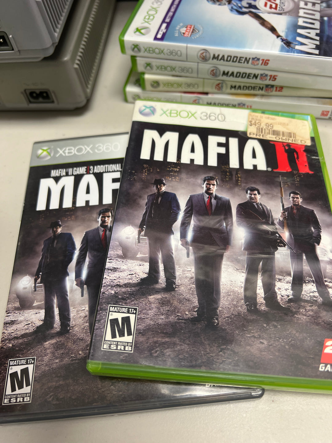 Mafia II for Microsoft Xbox 360 in case. Tested and working.     DO61024