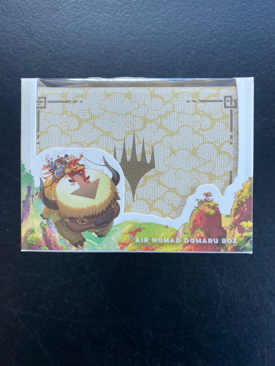 Magic the Gathering  Gatherers' Tavern - Domaru Deck Box - Avatar: The Last Airbender