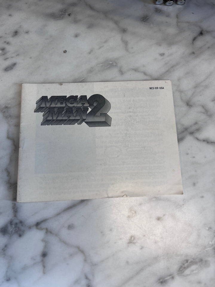 Mega Man 2 NES Original Nintendo MANUAL ONLY   MO10325
