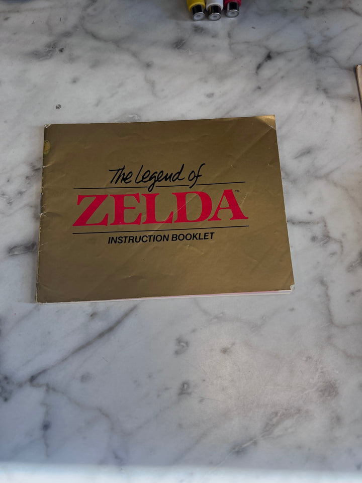 The Legend of Zelda NES Original Nintendo MANUAL ONLY   MO10325