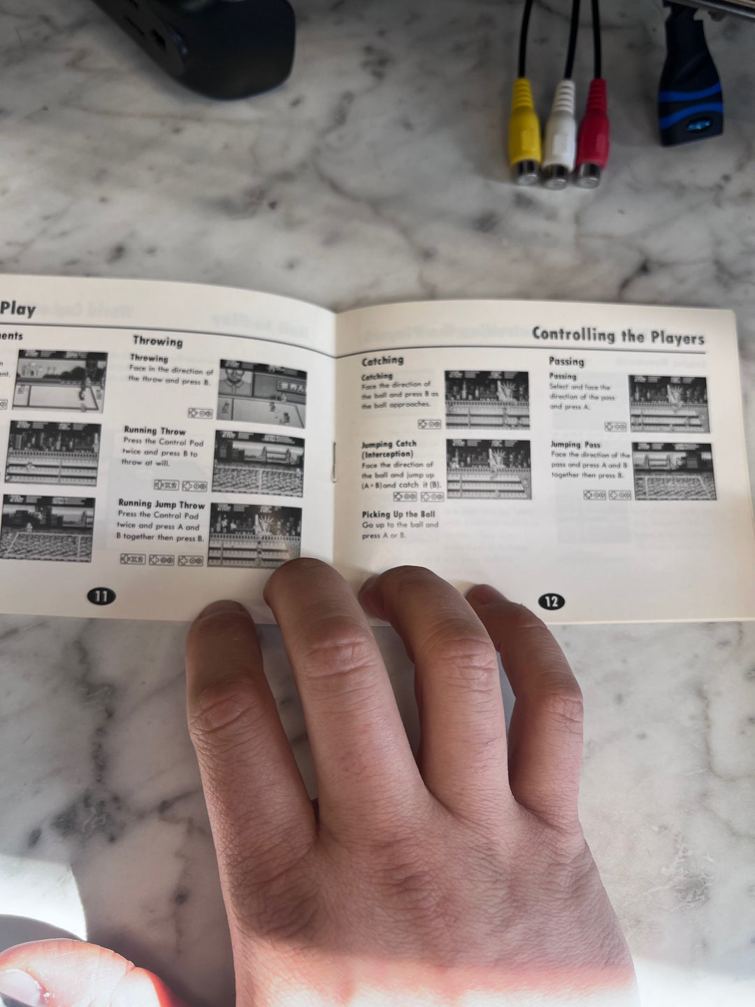 Super Dodge Ball NES Original Nintendo MANUAL ONLY   MO10325