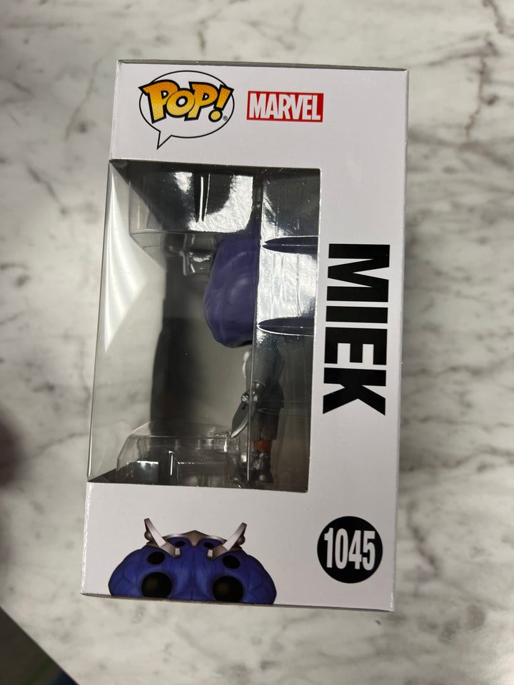 Funko Pop!  Miek #1045 Thor Love and Thunder  FP122224