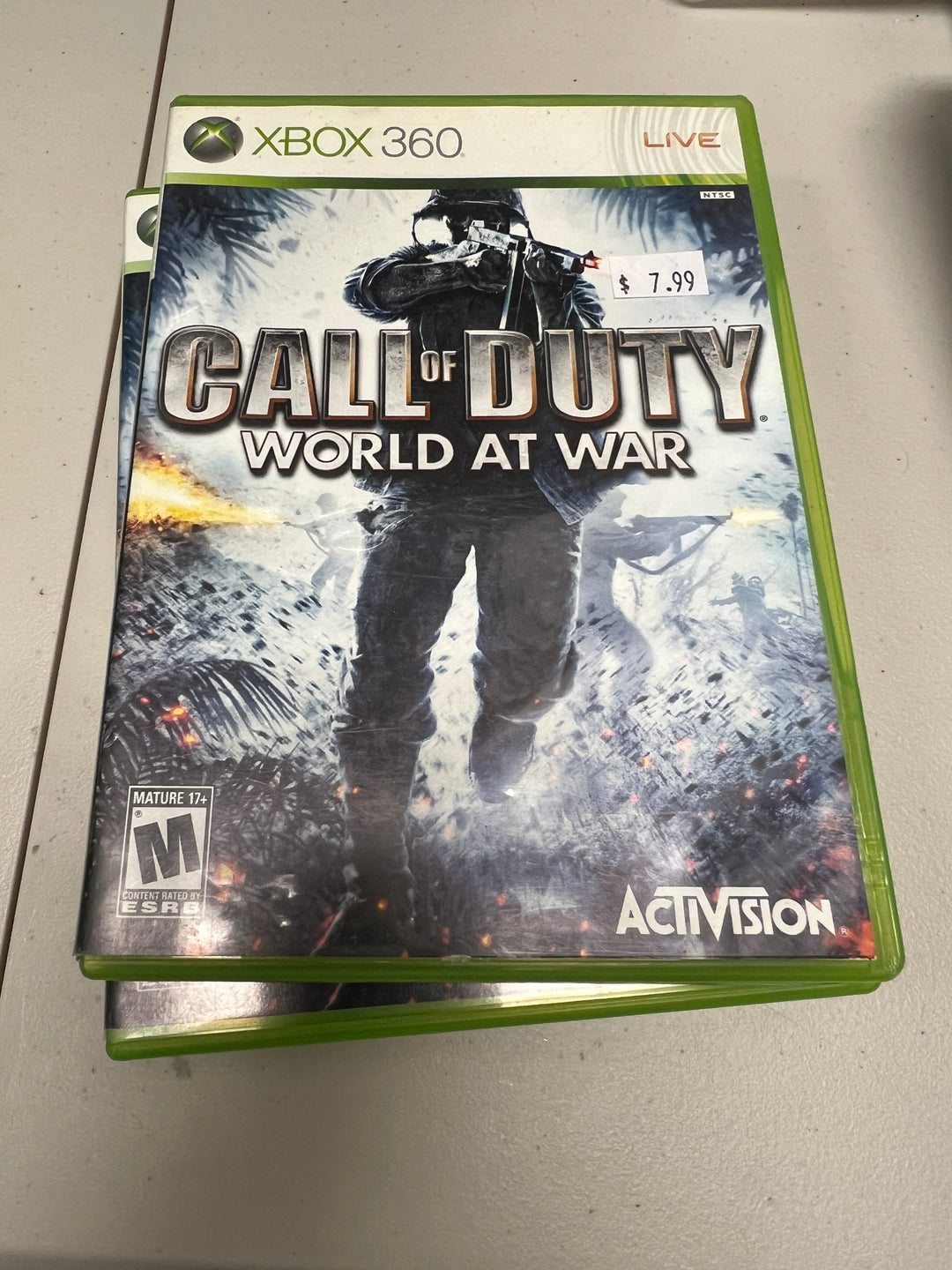 Call of World at War for Microsoft Xbox 360 in case. Tested and Working.     DO61124