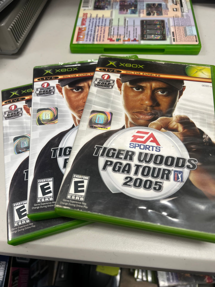 Tiger Woods PGA Tour Golf 2005 for Original Microsoft Xbox in case. Tested and Working.     DO61124