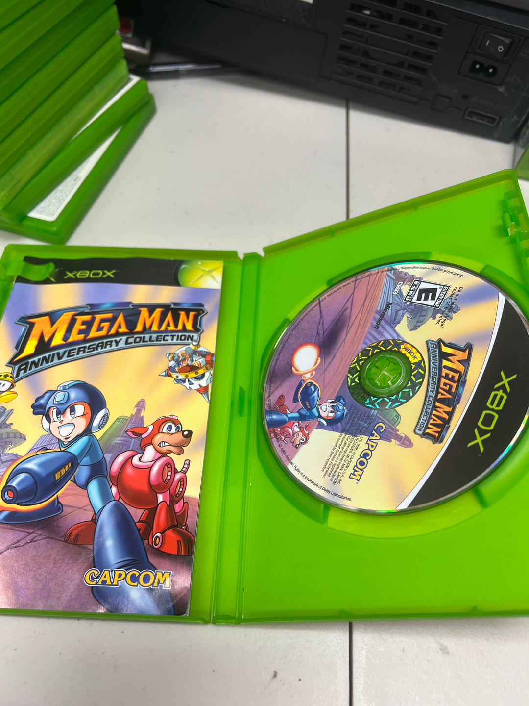 Mega Man Anniversary Collection for Original Microsoft Xbox in case. Tested and Working.     DO61124