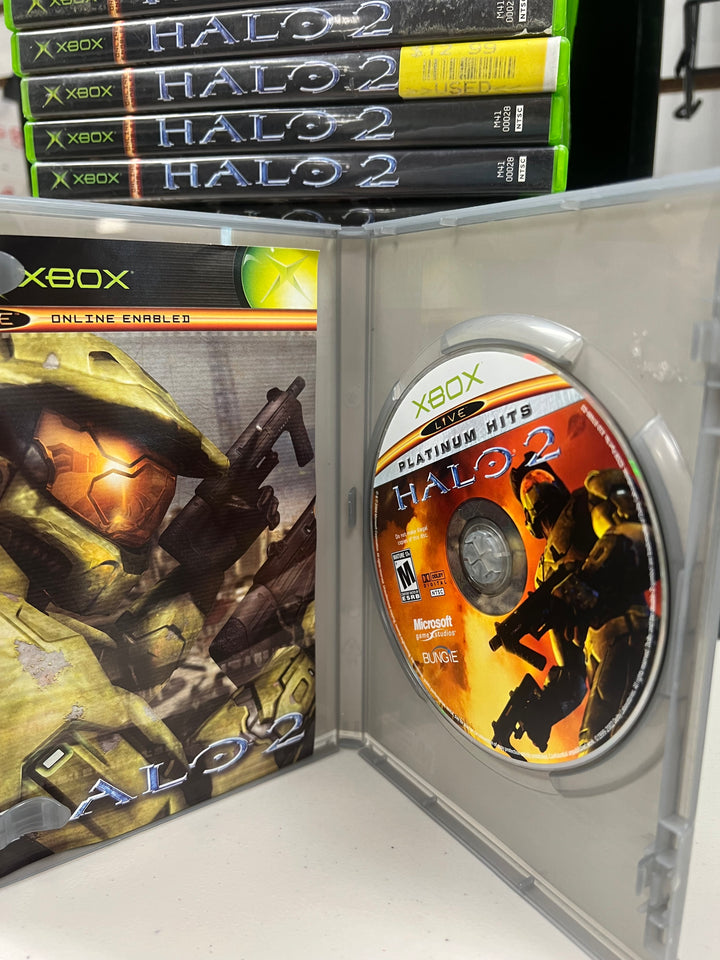 Halo 2 for Original Microsoft Xbox in case. Tested and Working.     UD102124