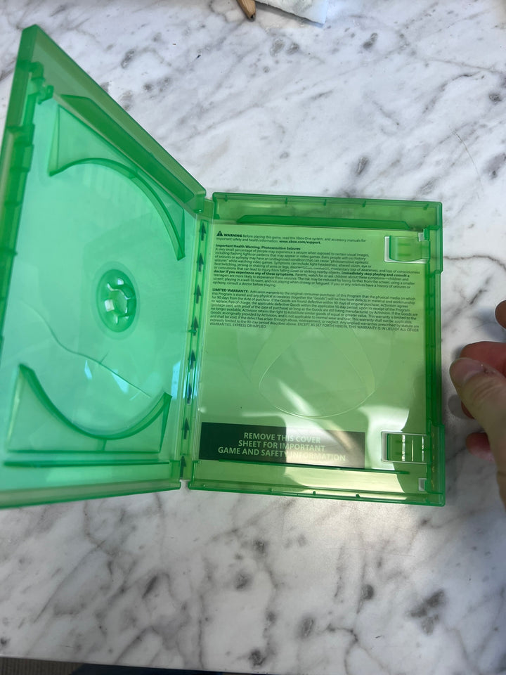 Call of Duty WWII Xbox One CASE ONLY CO21226