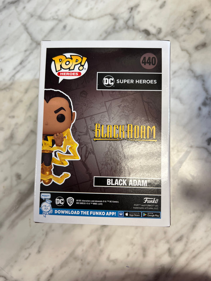 Funko Pop! Black Adam #440 DC Super Heroes  FP122224