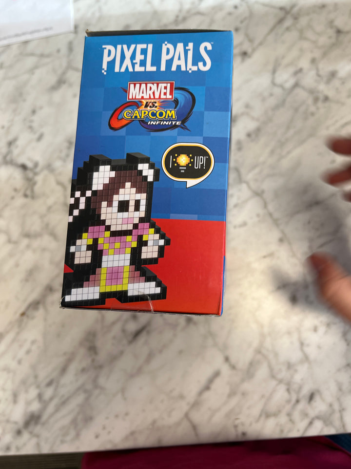 Pixel Pals Marvel Vs Capcom Infinite Captain Marvel vs. Chun-Li Gamerverse FP122224