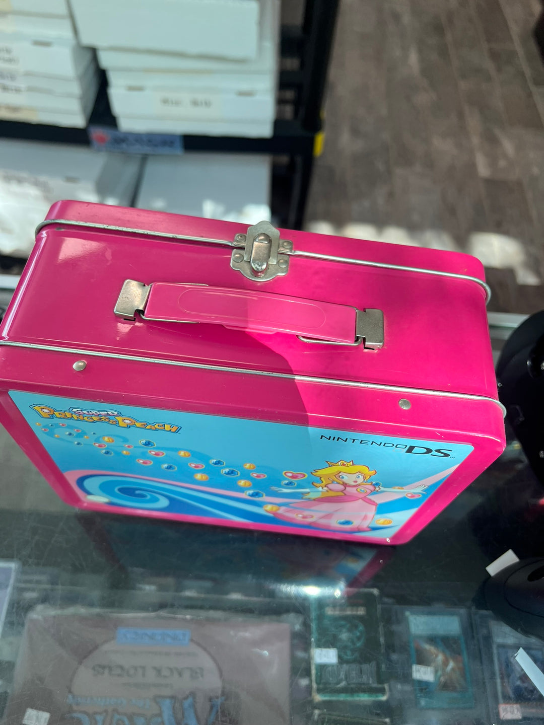 Super Mario Princess Peach Nintendo DS Lunchbox with Switch N Carry Case   UA81826