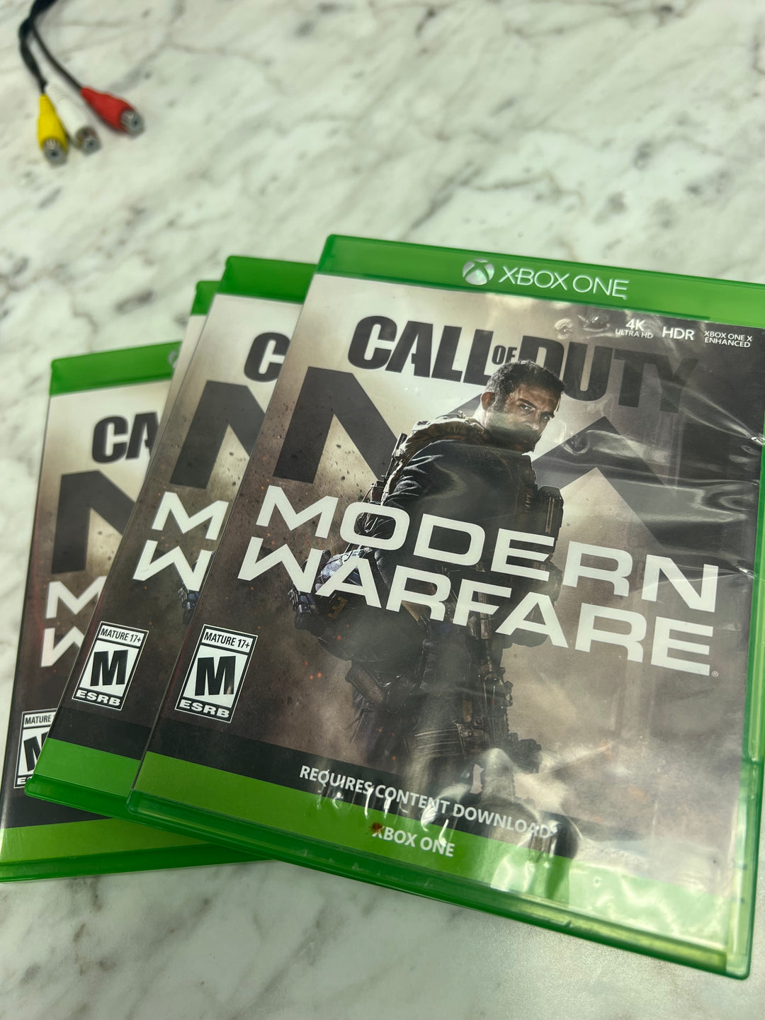 Call of Duty Modern Warfare for Xbox One in case. Tested and Working.     UD92024