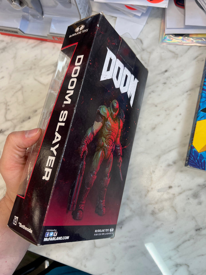 McFarlane Toys 7" Doom Slayer Action Figure Open Box Complete UT42225