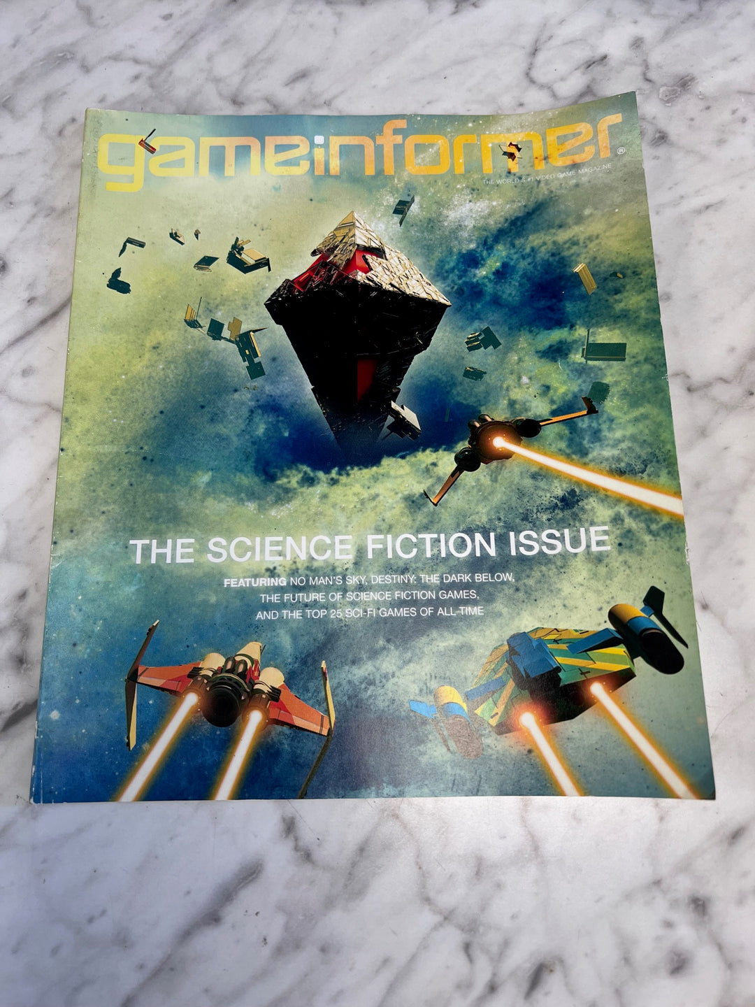 Game Informer Issue #261 (No Man's Sky)   UM101025