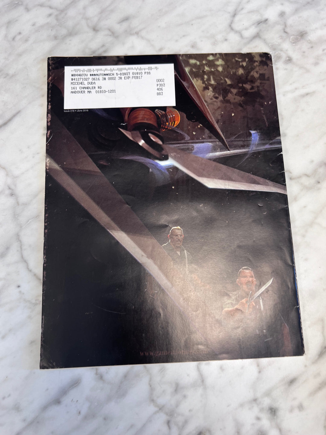 Game Informer Issue #278 (Dishonored 2)   UM101025