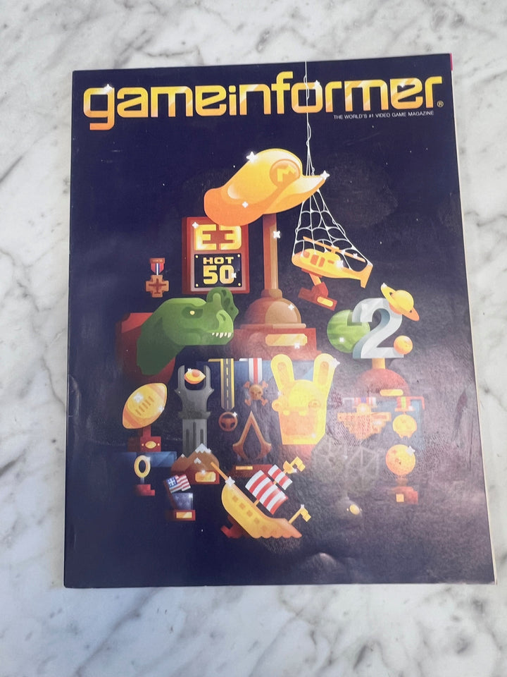 Game Informer Issue #292 (E3 Hot 50)   UM101025