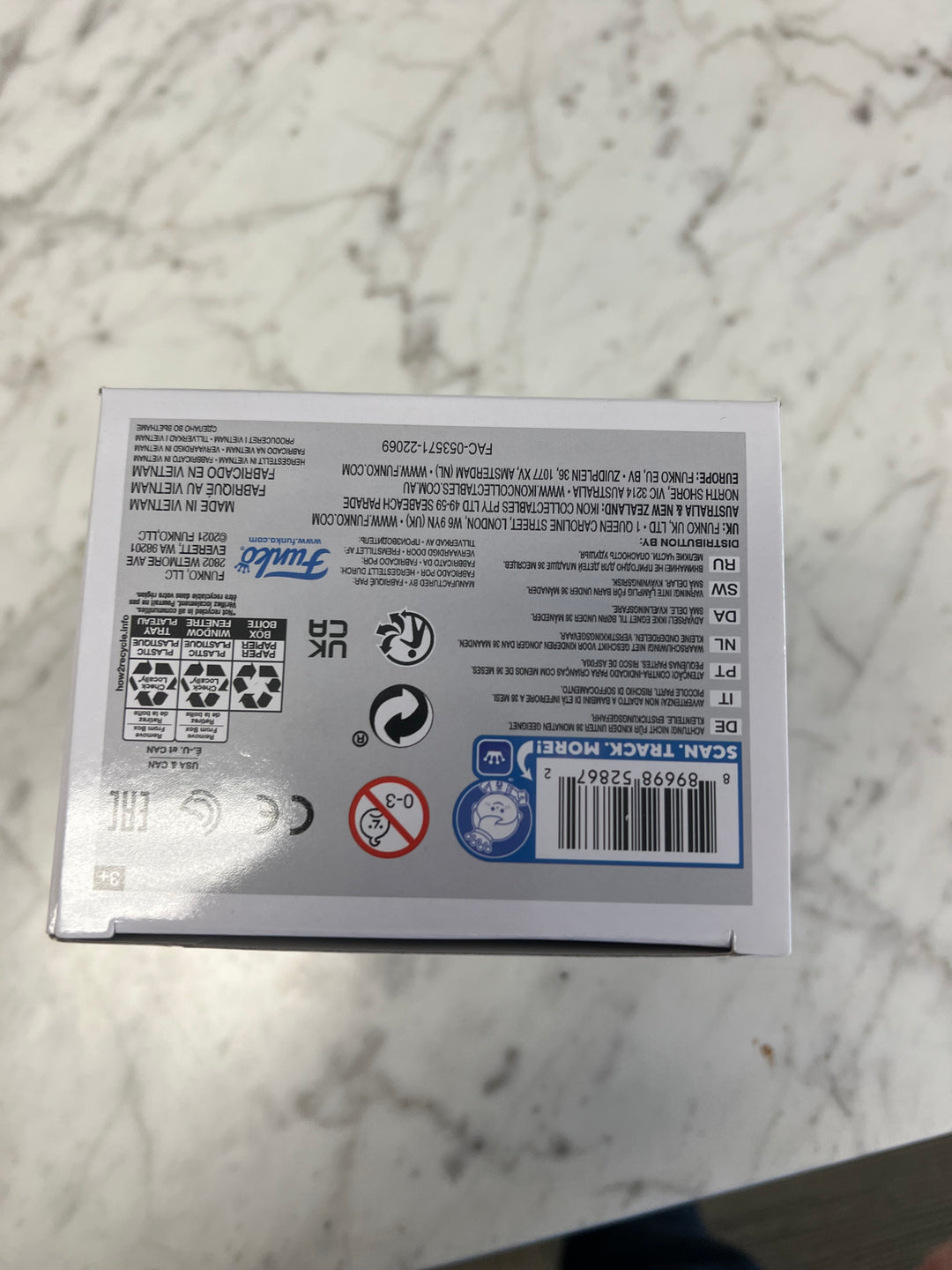 Funko Pop! Agatha Harkness #826 Marvel Wandavision    FP1231