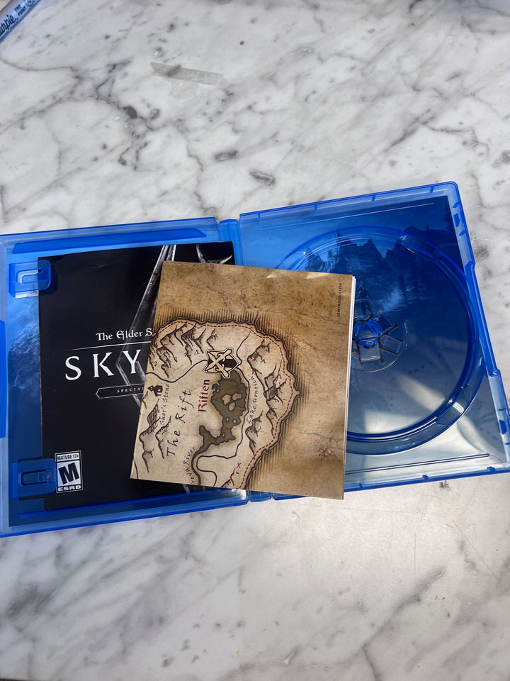Elder Scrolls V Skyrim Special Edition PS4 Playstation 4 CASE ONLY No Game   CO101025