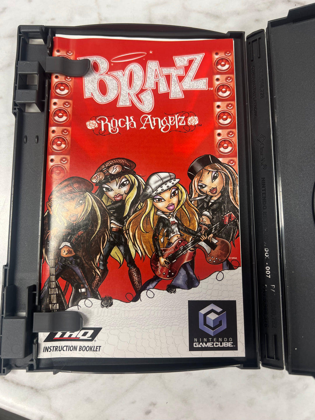 Bratz Rock Angelz for Nintendo Gamecube Case and manual ONLY CO92524