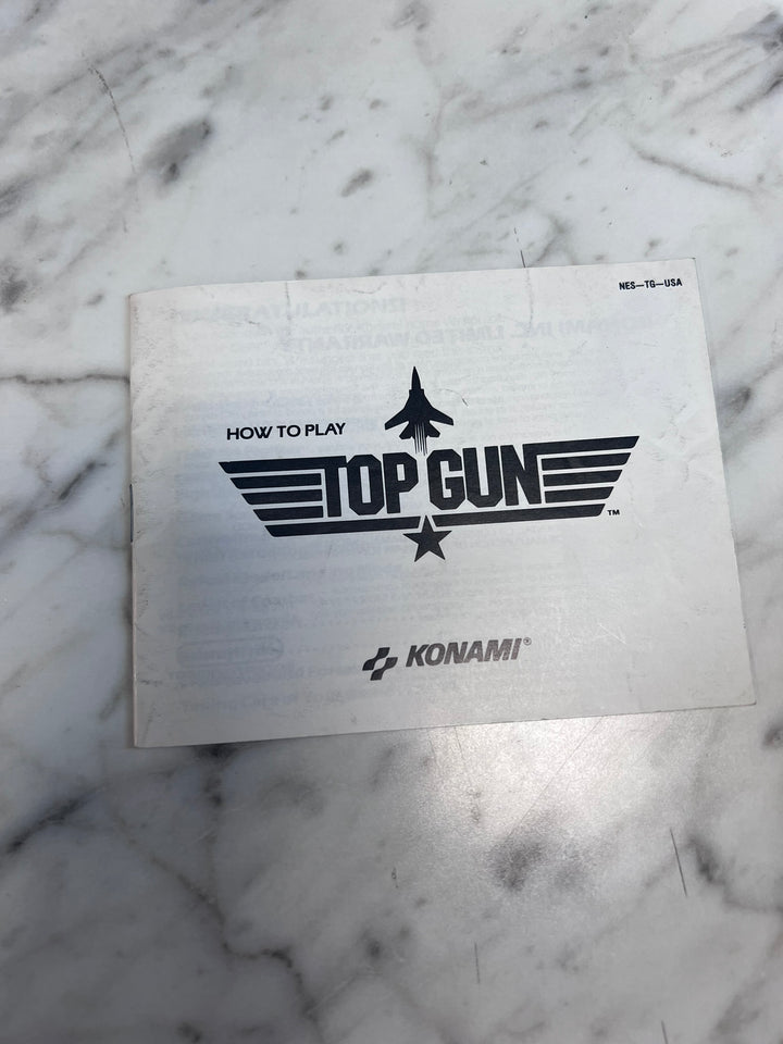 Top Gun Original Nintendo NES MANUAL ONLY MO21926
