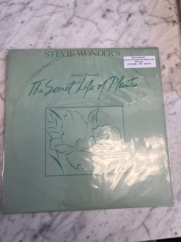 Stevie Wonder - Journey Through the Secret Life of Plants (NM) Condition Vinyl Record  VR42425
