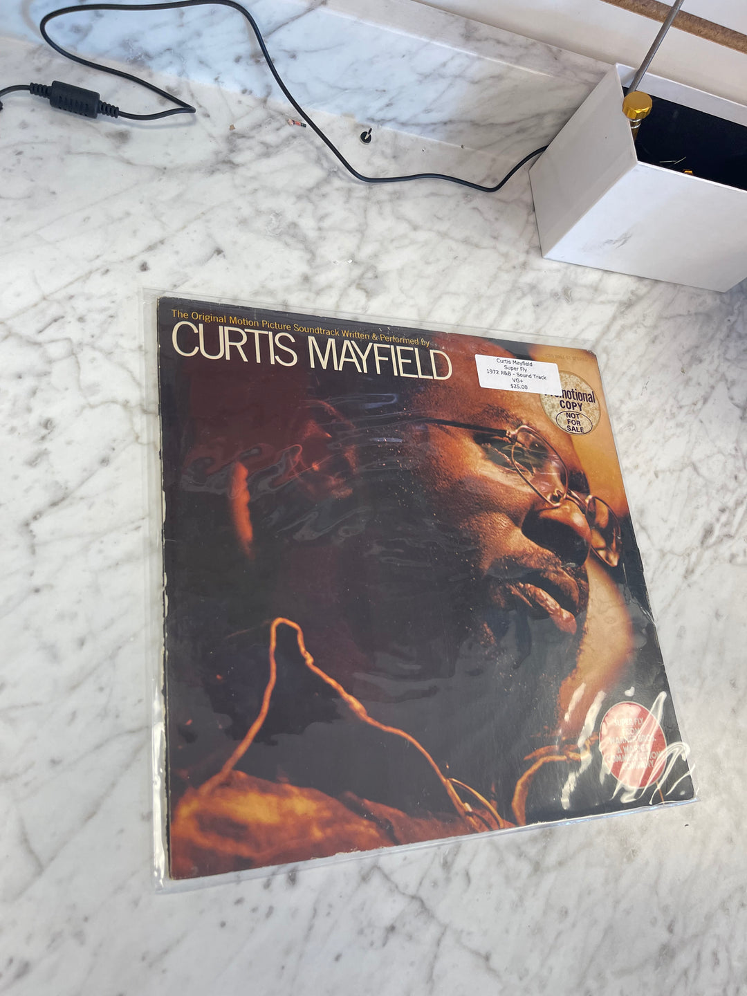 Curtis Mayfield - Super fly (VG+) Condition Vinyl Record  VR12625