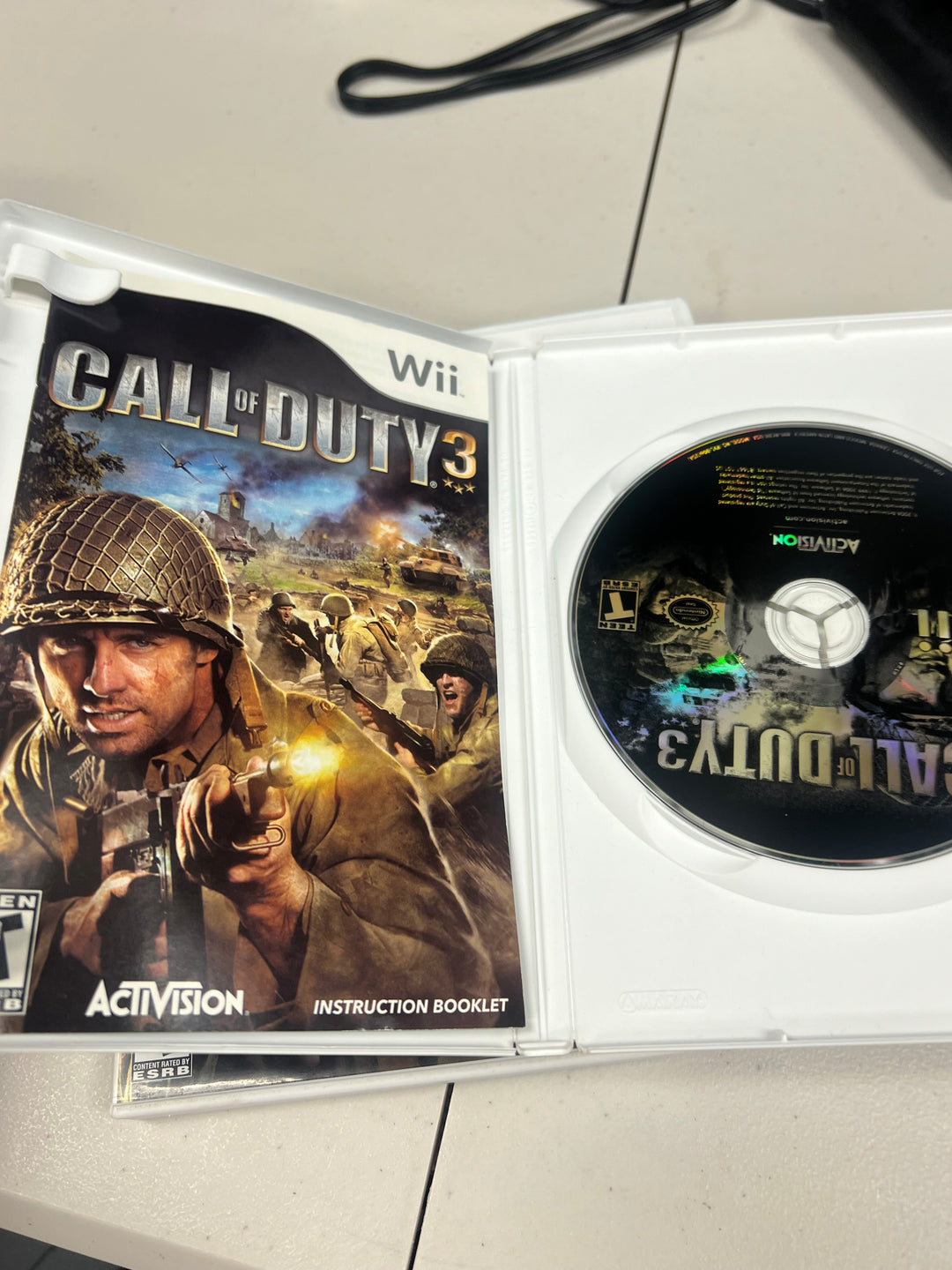 Call of Duty 3 for Nintendo Wii in case!               UD92024