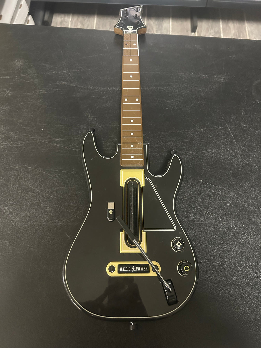 Guitar Hero Live Guitar Controller W/ Adapter for Wii U / PS3 (STORE PICKUP ONLY)