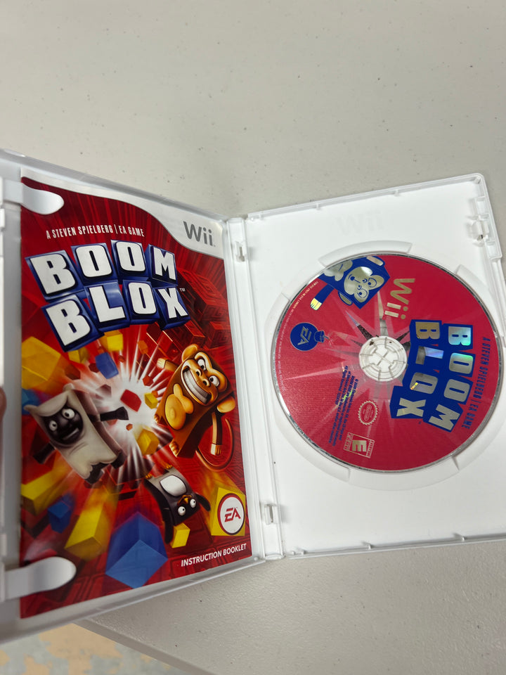 Boom Blox for Nintendo Wii in case!               DU92024