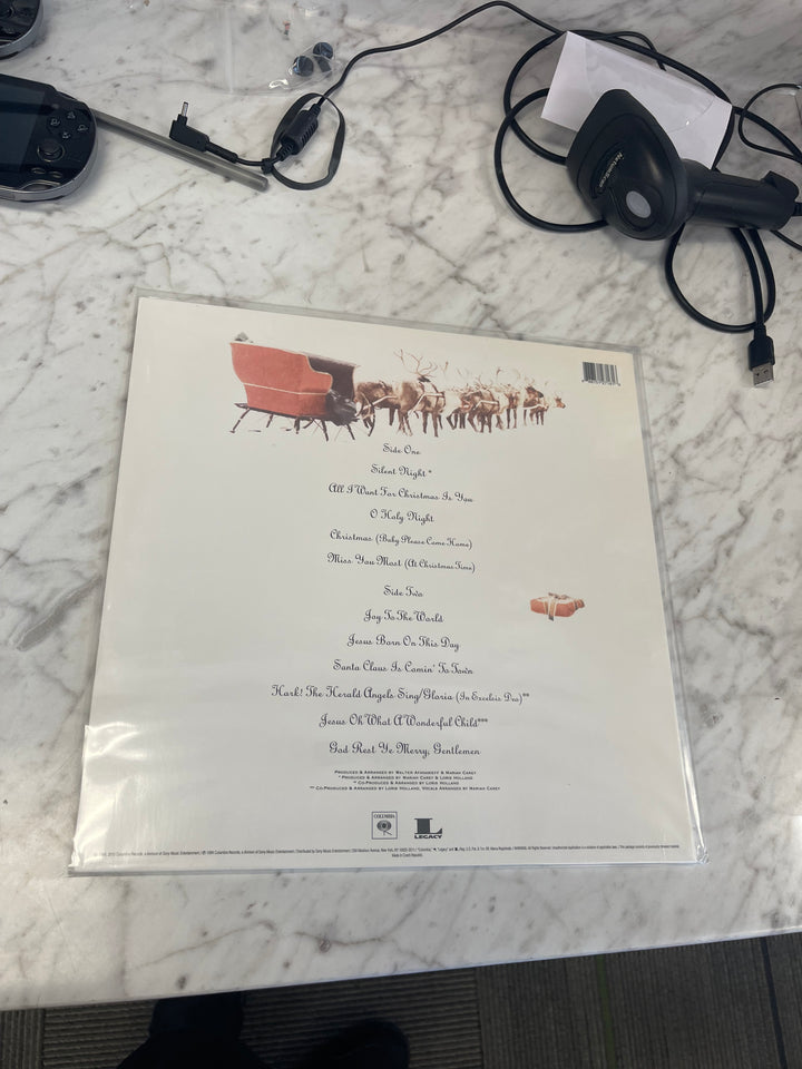 Mariah Carey - Merry Christmas  (NM) Condition Vinyl Record  VR12825