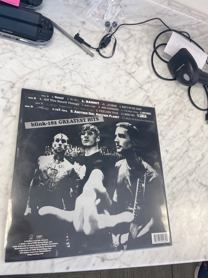 Blink-182 - Greatest Hits (NM) Condition Vinyl Record  VR12825