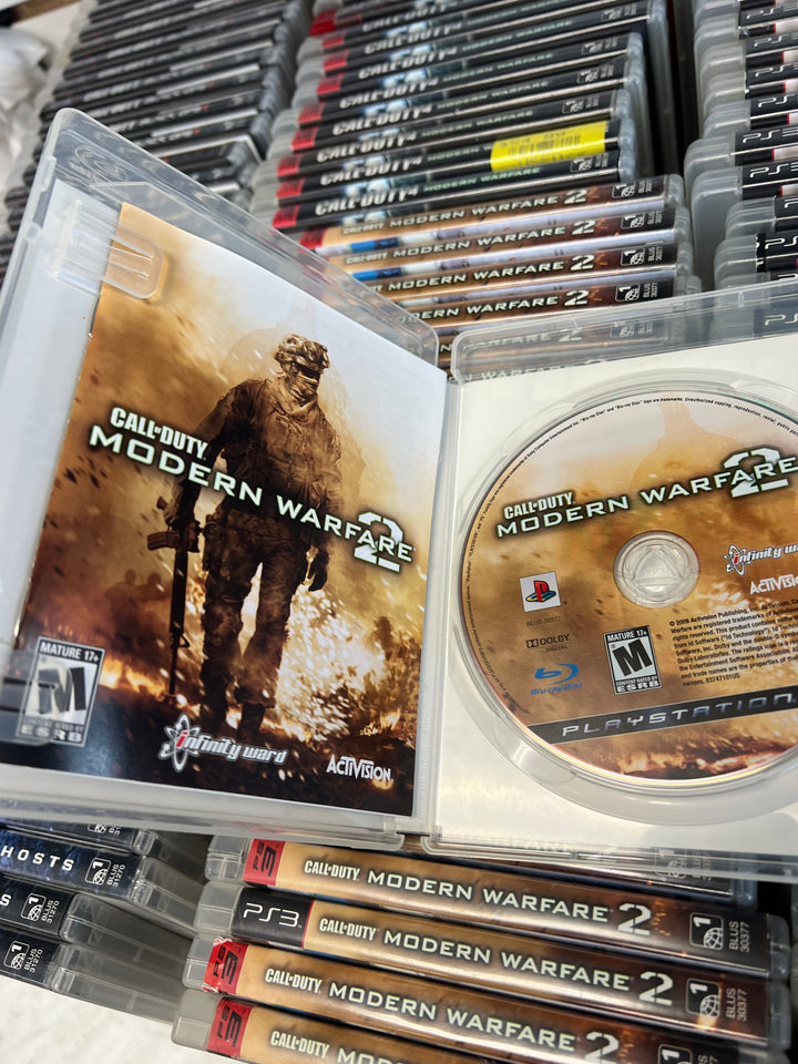 Call of Duty Modern Warfare 2 for Sony Playstation 3 PS3 in case. Tested and Working.     DO61224