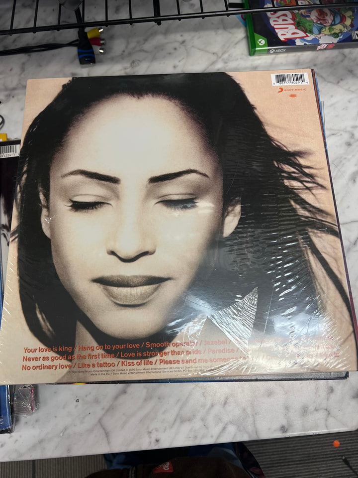 Sade - The Best of (New Sealed) Vinyl Record  NR22026