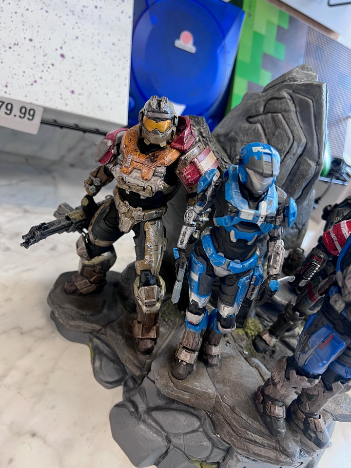 2010 Halo Reach Legendary Edition Noble Team Statue Complete With Weapons UT101425