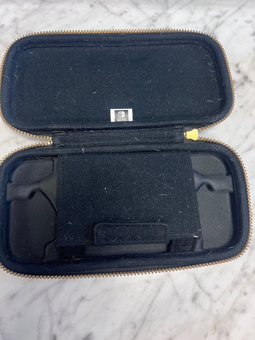 Zelda Breath of the Wild Nintendo Switch Leather Soft Carry Case (Worn/Needs cleaning) UA101425