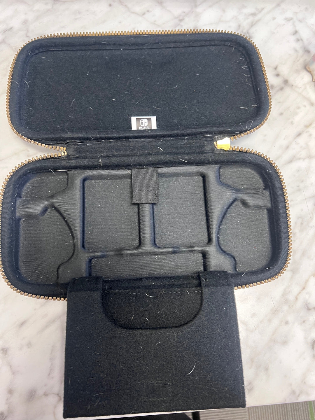 Zelda Breath of the Wild Nintendo Switch Leather Soft Carry Case (Worn/Needs cleaning) UA101425