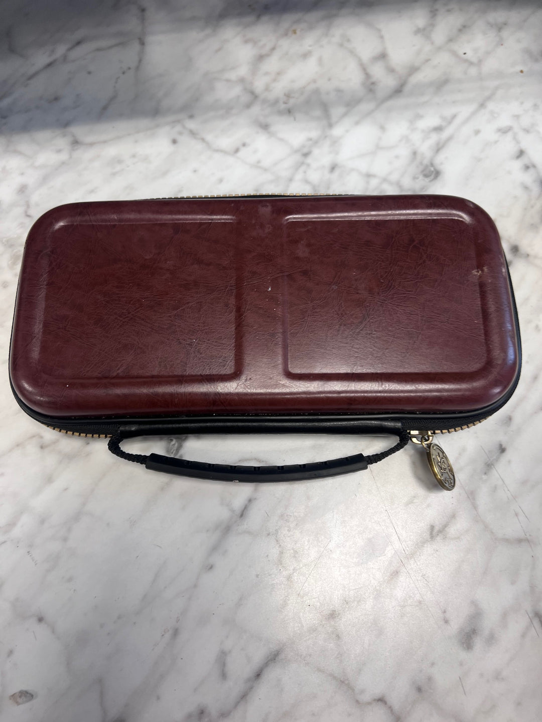 Zelda Breath of the Wild Nintendo Switch Leather Soft Carry Case (Worn/Needs cleaning) UA101425