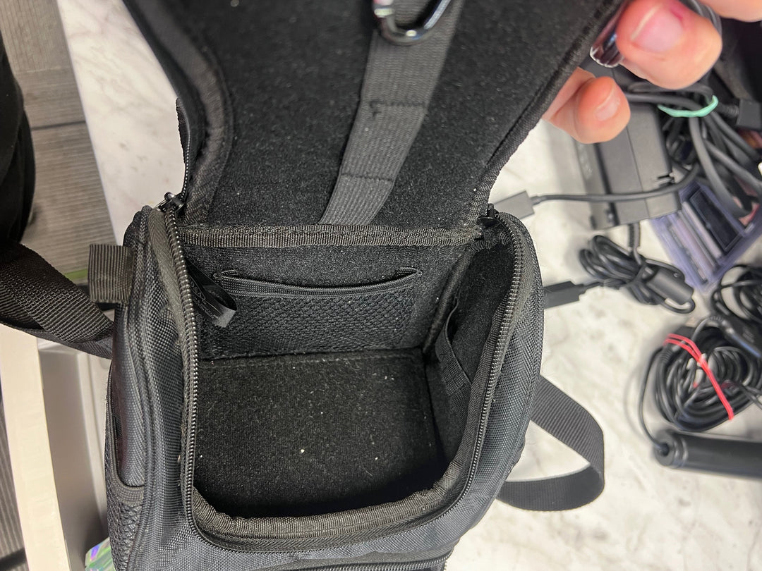 Official Nintendo Gameboy(?) Soft Carry Case Black UA101425