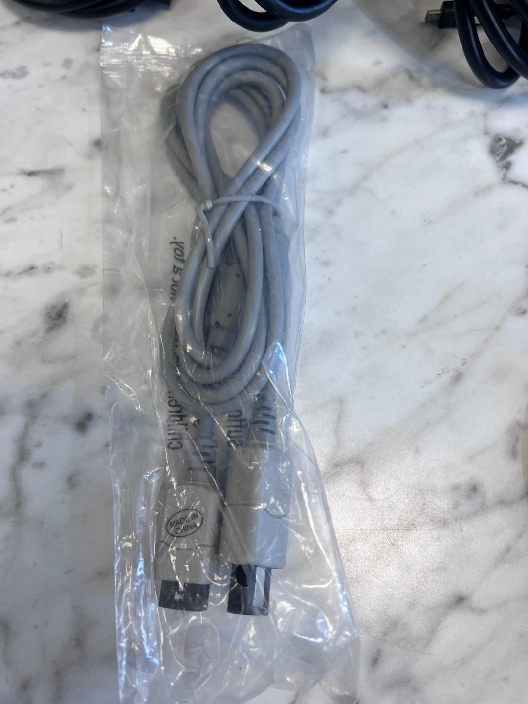 Unbranded extension cable for Sega Dreamcast UA101425