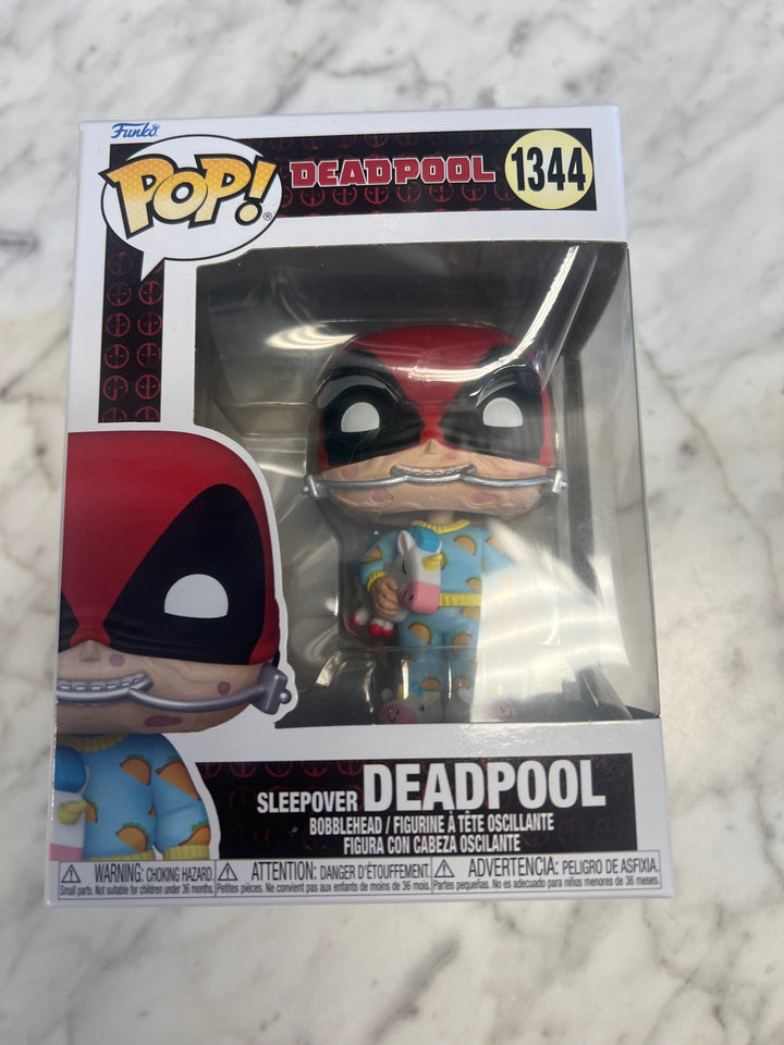 Funko Pop! Sleepover Deadpool #1344 Marvel P72325