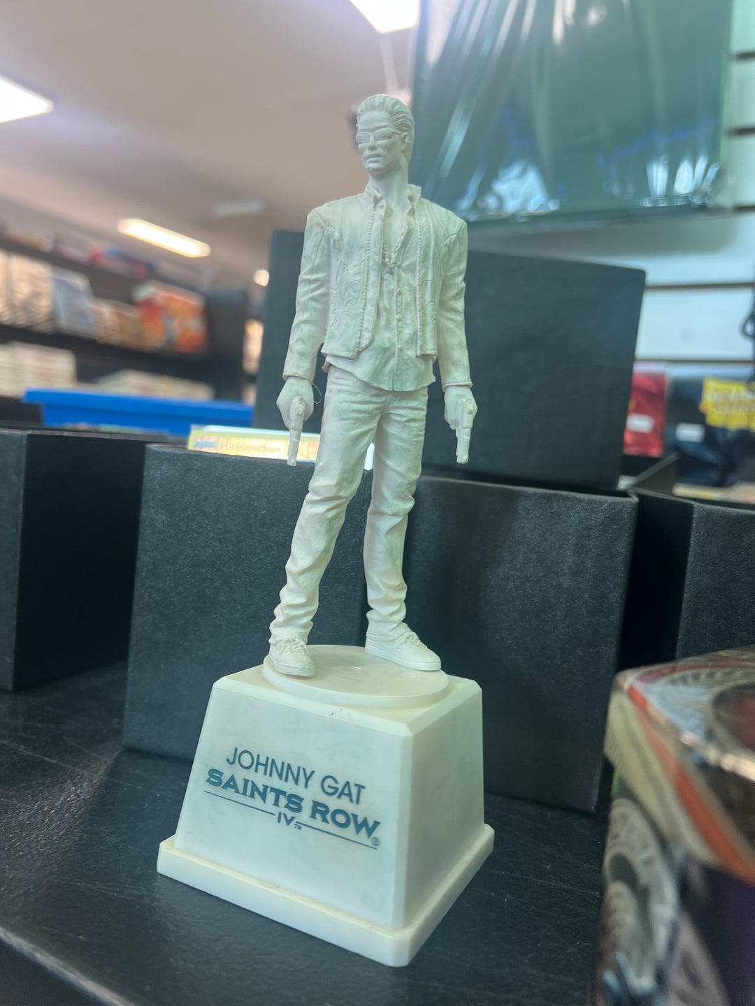 Saints Row IV Johnny Gat Memorial Statue Figure Super Dangerous Wub Wub Edition   PO9626