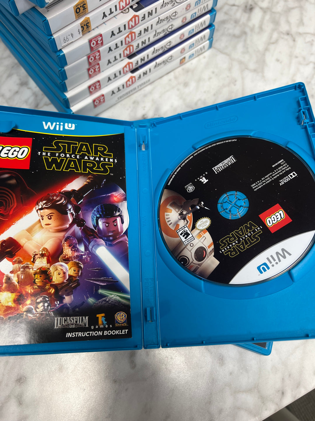 Lego Star Wars The Force Awakens for Nintendo Wii U in case. Tested and Working.  UD102824