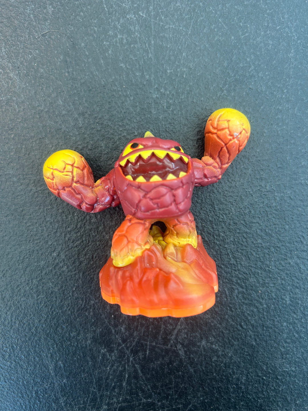 Skylanders Giants Lightcore Eruptor Figure SL3426