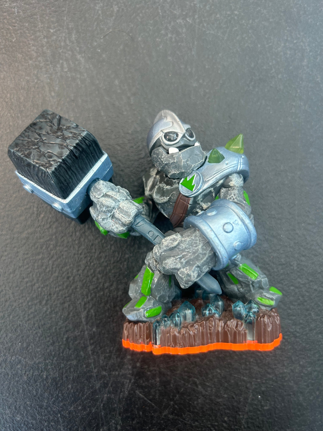 Skylanders Giants Crusher Figure SL3426