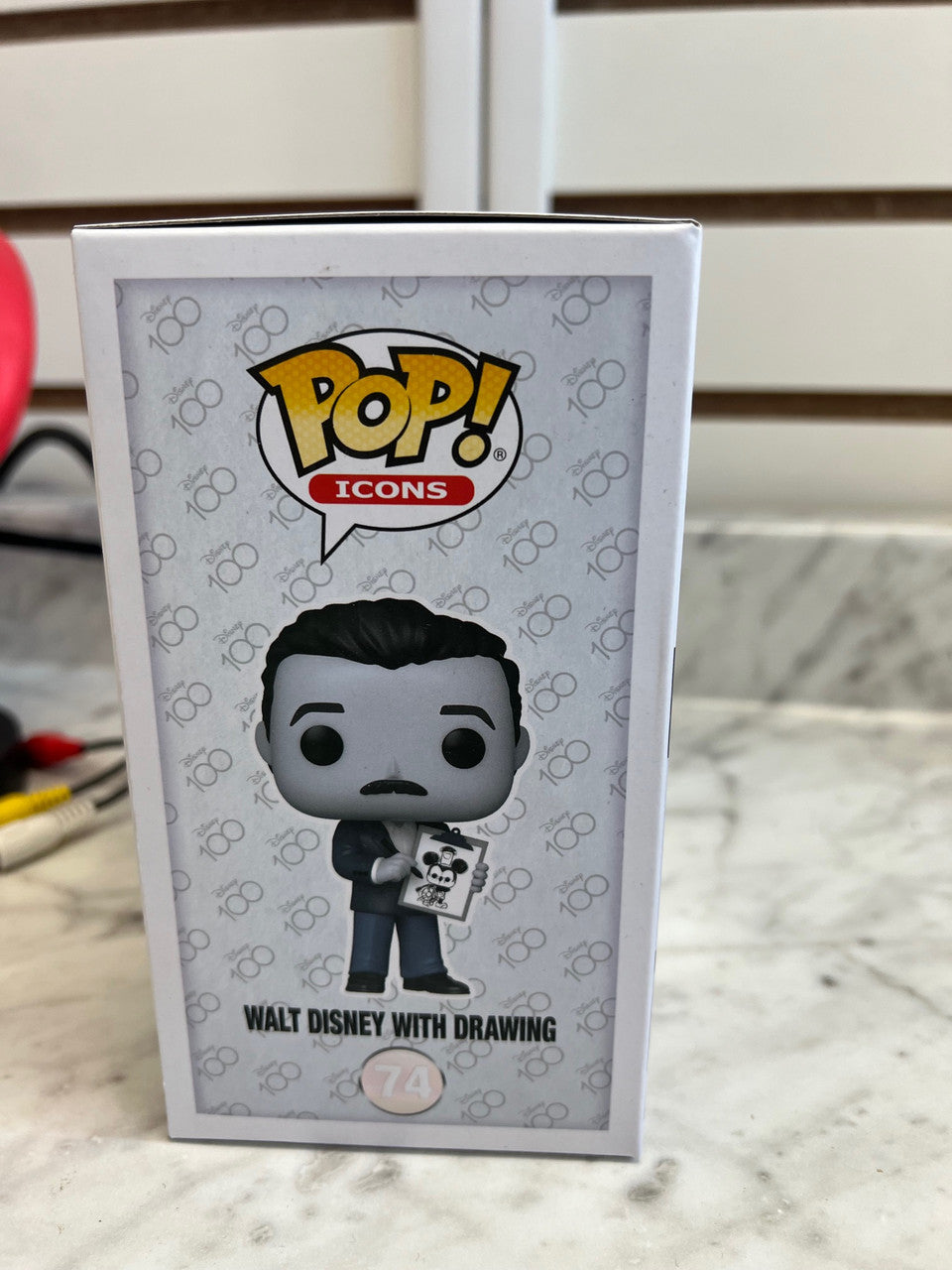 Funko Pop! Walt Disney with Drawing #74