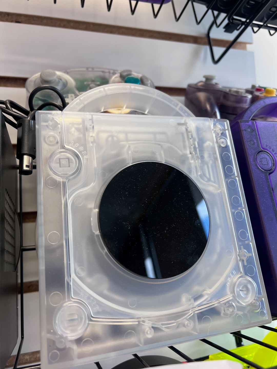 Nintendo Gamecube Console - New Shell   MC102225