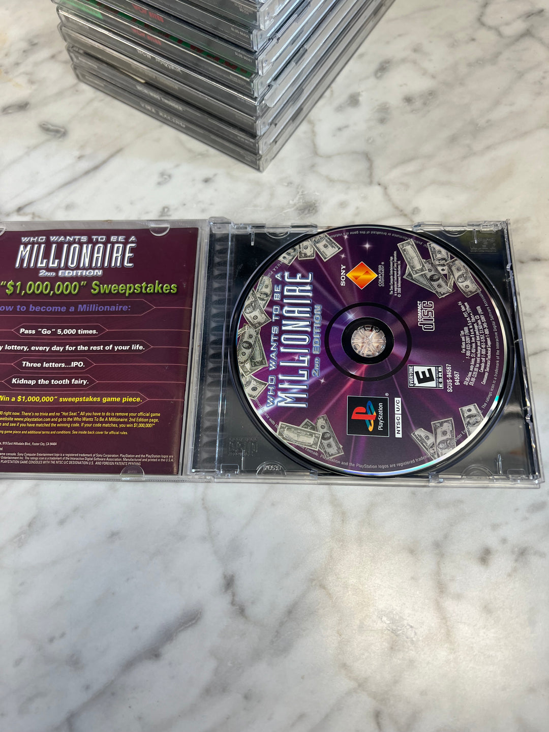 Who Wants to be a Millionaire PS1 Playstation in case. Tested and Working.    DO61224