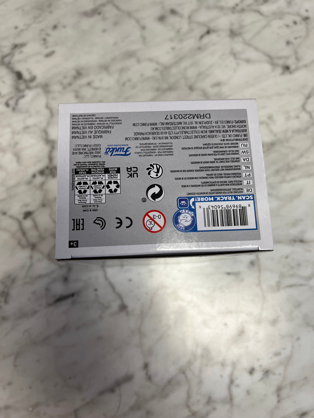 Funko Pop! Games Pikachu #553 Pokemon Diamond Collection Gamestop Exclusive FP5525