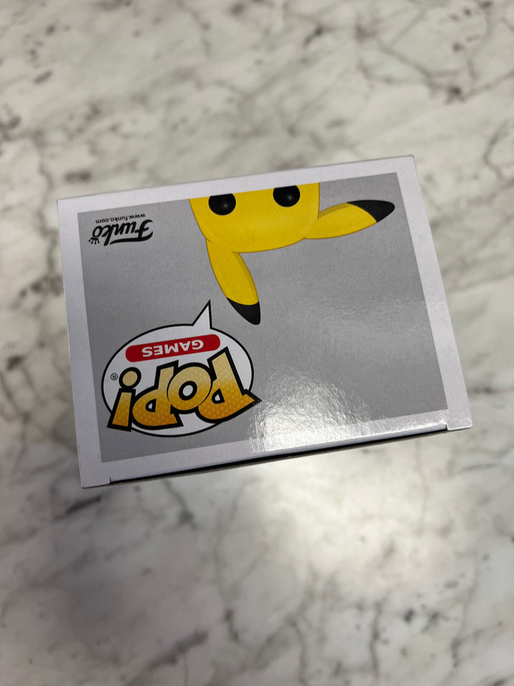 Funko Pop! Games Pikachu #553 Pokemon Diamond Collection Gamestop Exclusive FP5525