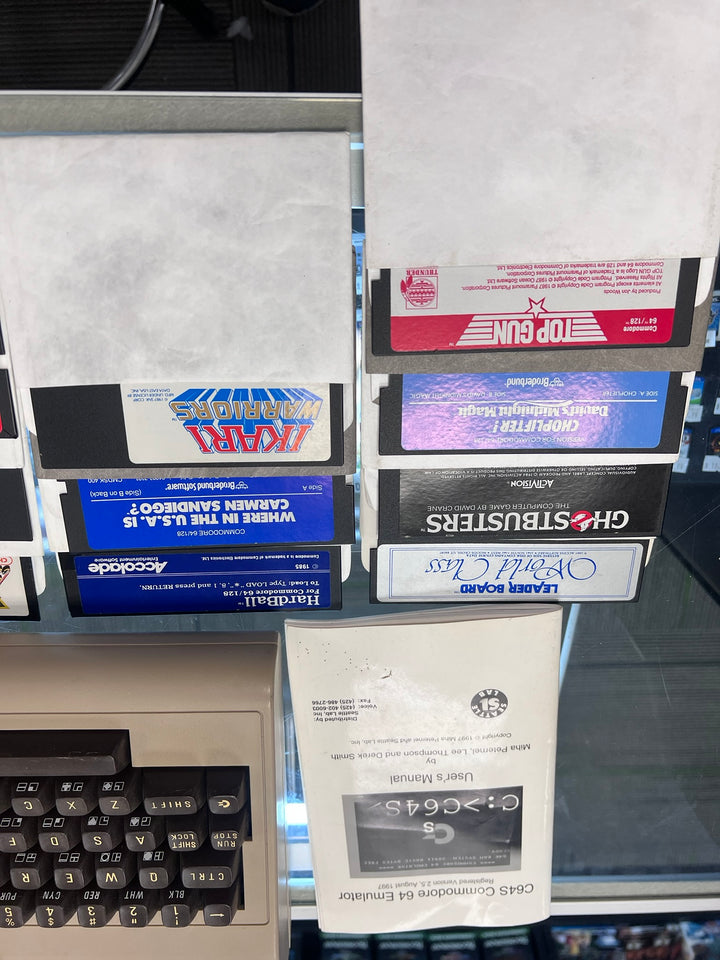 Commodore 64 with 1541 Disk Drive (Untested) and 20 Games Bundle  UA31926